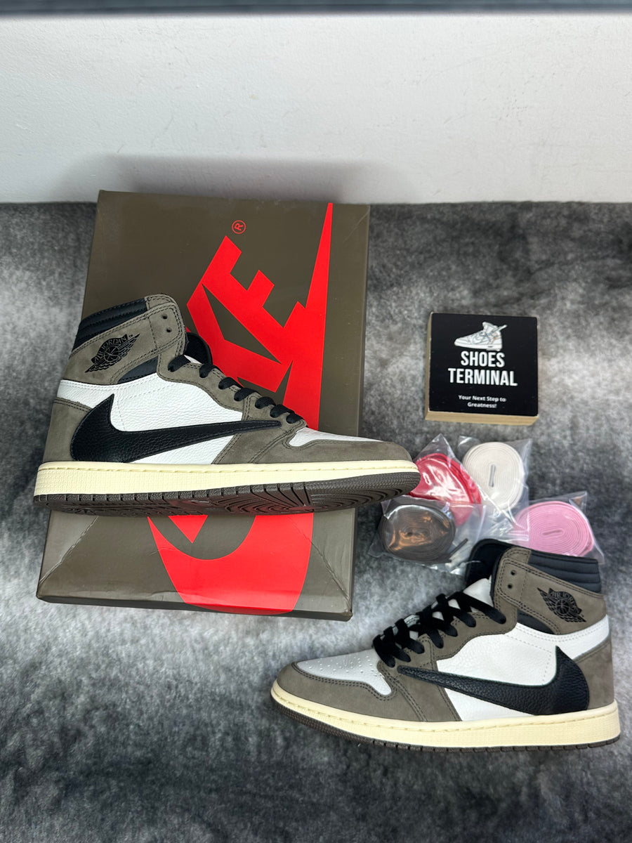 Travis scott outlet jordans price