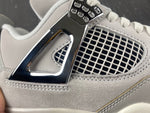 Air Jordan Retro 4 Frozen Momments