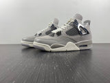 Air Jordan Retro 4 Frozen Momments