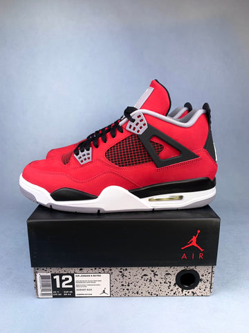 Air Jordan Retro 4 Toro Bravo