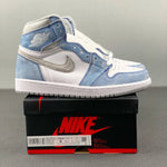 Air Jordan 1 Retro High OG Hyper Royal