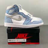 Air Jordan 1 Retro High OG Hyper Royal