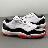 Air Jordan 11 Retro Low Concord Bred