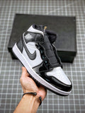 Air Jordan 1 Mid Carbon Fiber Black