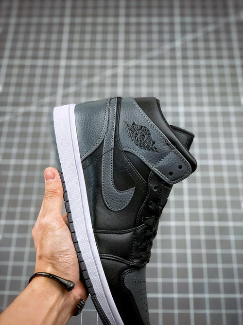 Air jordan 1 mid dark grey on outlet feet