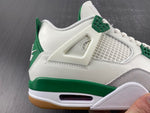 Air Jordan 4 Retro SB Pine Green